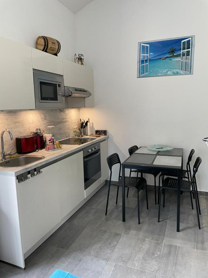 Loft Exceptionnel A Wepion Avec Jacuzzi Exterieur L Ete Et Cabine Infrarouge Exterior foto
