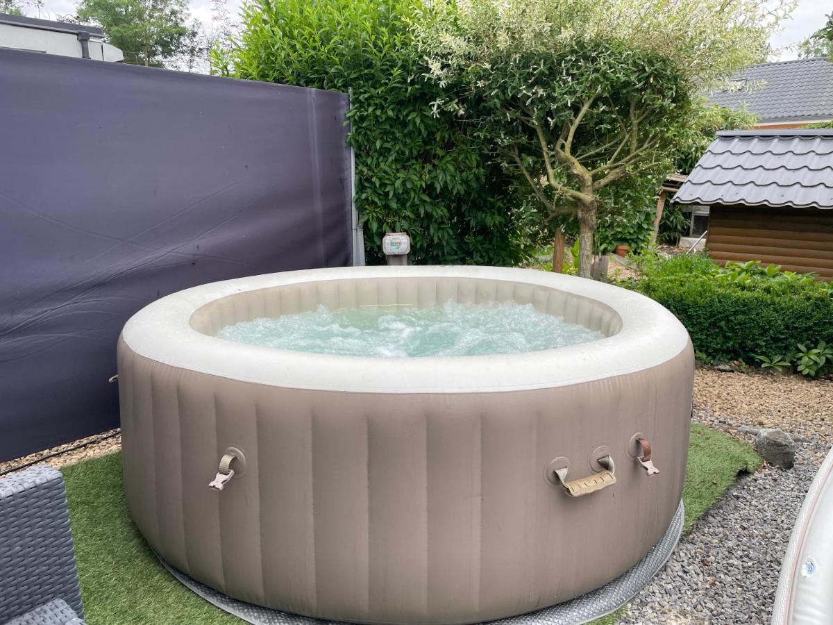 Loft Exceptionnel A Wepion Avec Jacuzzi Exterieur L Ete Et Cabine Infrarouge Exterior foto